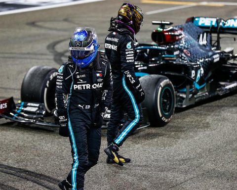 Lewis Hamilton and Valtteri Bottas at Mercedes 2021 - Formula1News.co.uk