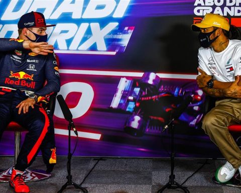 Lewis Hamilton and Max Verstappen - Formula1news.co.uk