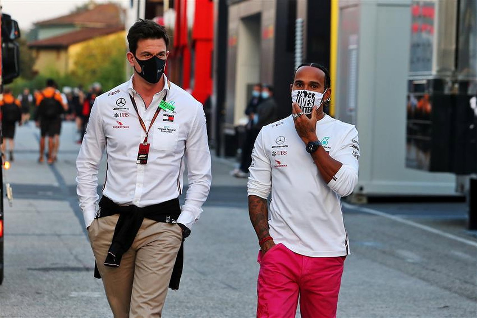 Lewis Hamilton and Toto Wolff, Mercedes 2021 contract talks - Formula1news.co.uk