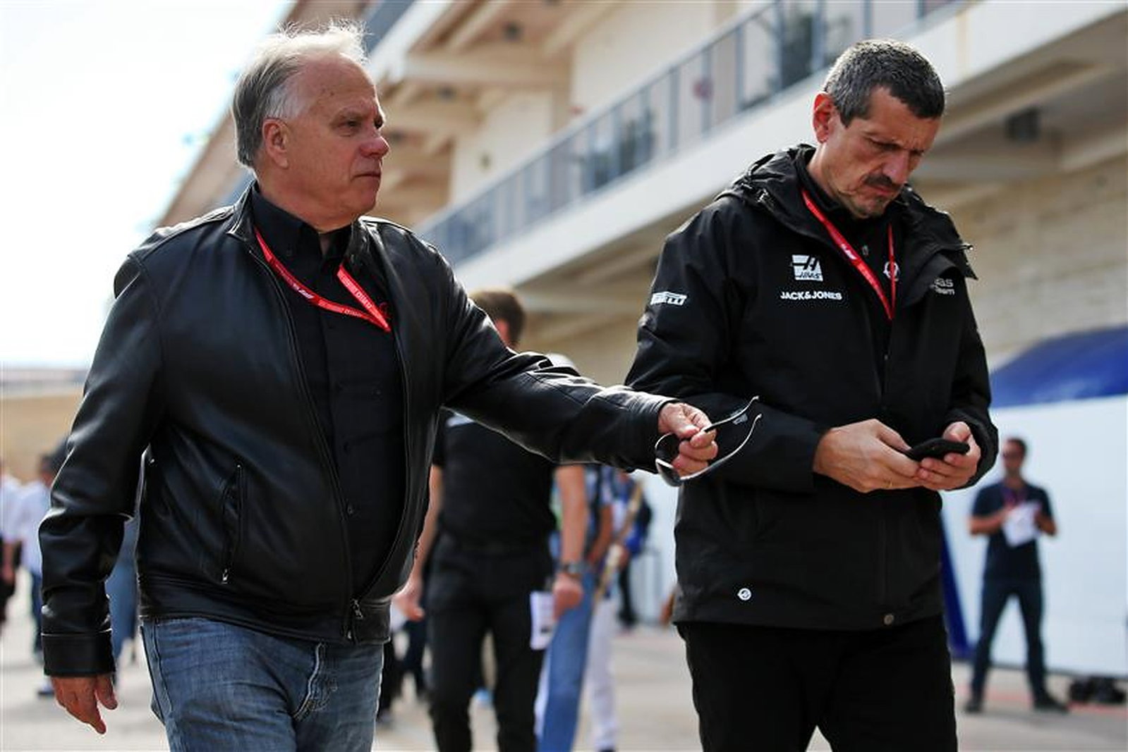 Gene Haas and Guenther Steiner - Formula1news.co.uk