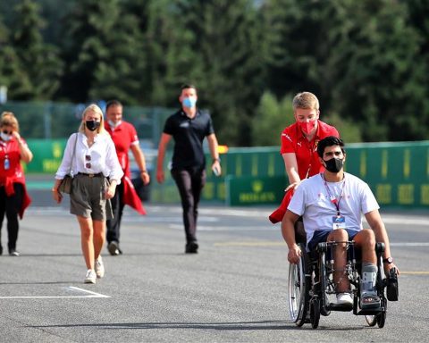 Juan Manuel Correa announces he will return to racing - Formula1news.co.uk