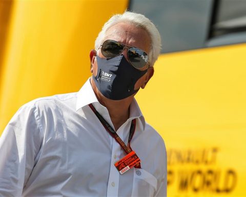 Lawrence Stroll denies he's selling the Aston Martin F1 Team - Formula1news.co.uk