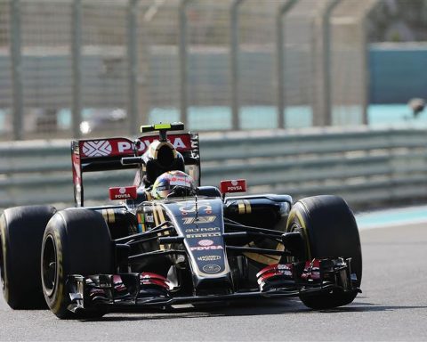Pastor Maldonado at Lotus F1 Team in 2015 - Formula1news.co.uk