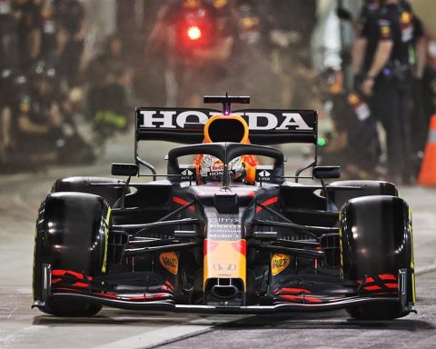 Max Verstappen set pace on day three of F1 testing 2021 - Formula1news.co.uk