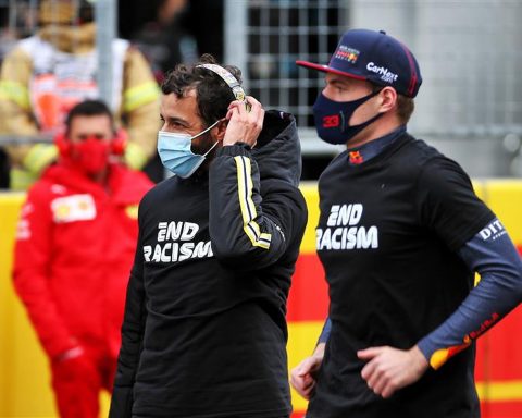 Daniel Ricciardo and Lando Norris at 2020 Turkish GP - Formula1news.co.uk