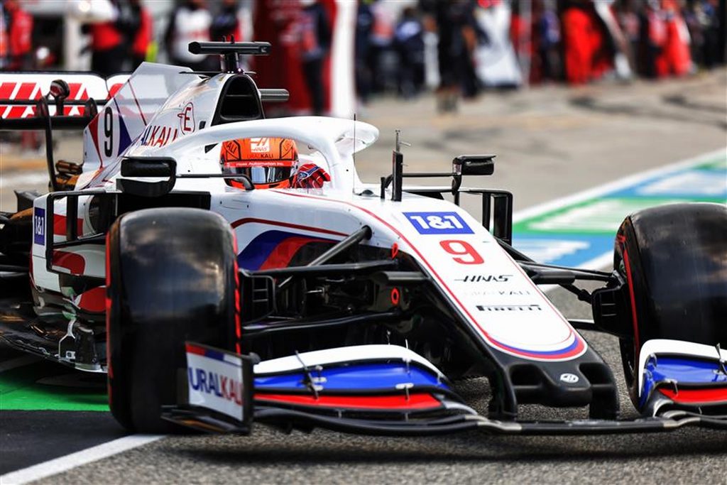 Haas F1 driver Nikita Mazepin at Imola in 2021 - Formula1news.co.uk