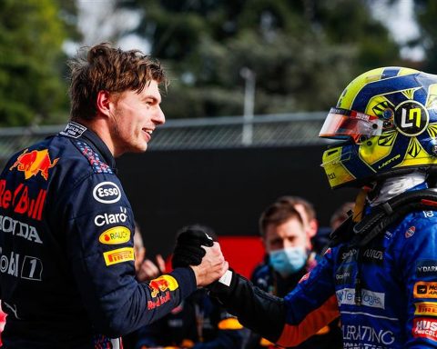 Lando Norris and Max Verstappen at Imola in 2021 - Formula1news.co.uk