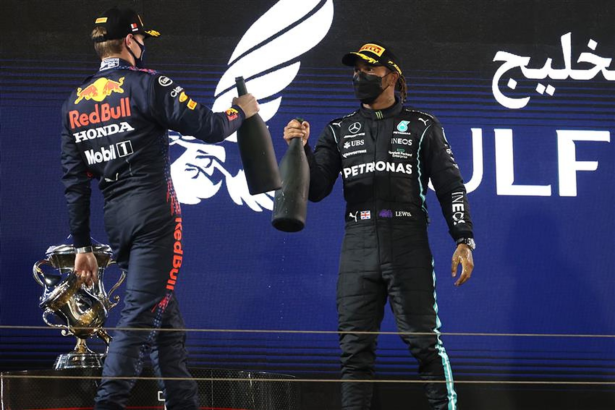 Max Verstappen and Lewis Hamilton at 2021 Bahrain GP - Formula1news.co.uk