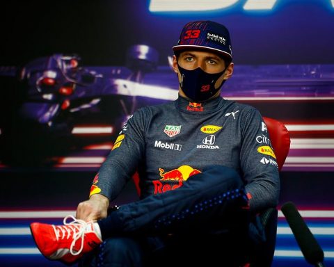 Max Verstappen in Bahrain 2021 - Formula1news.co.uk