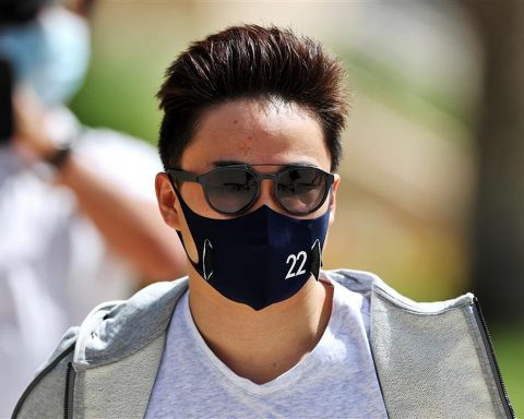 Yuki Tsundoa in Bahrain - Formula1news.co.uk