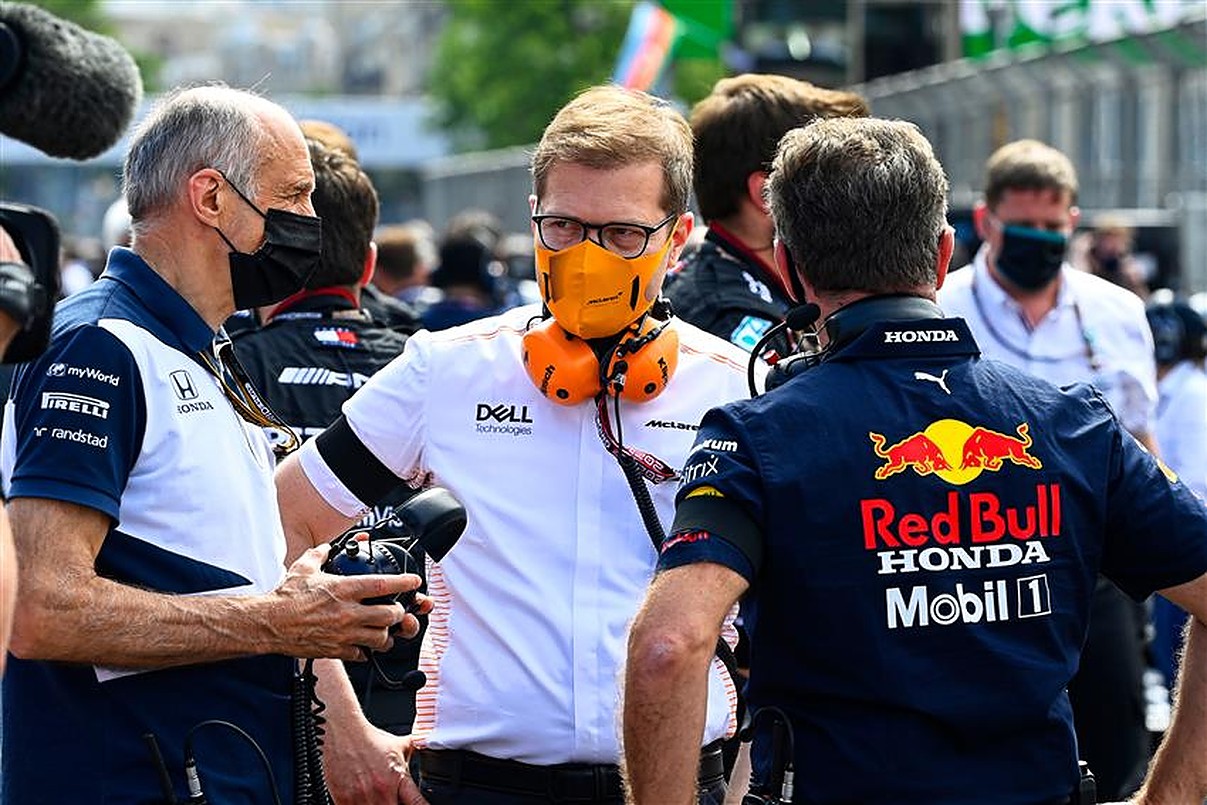 Andreas Seidl and Christian Horner.v1