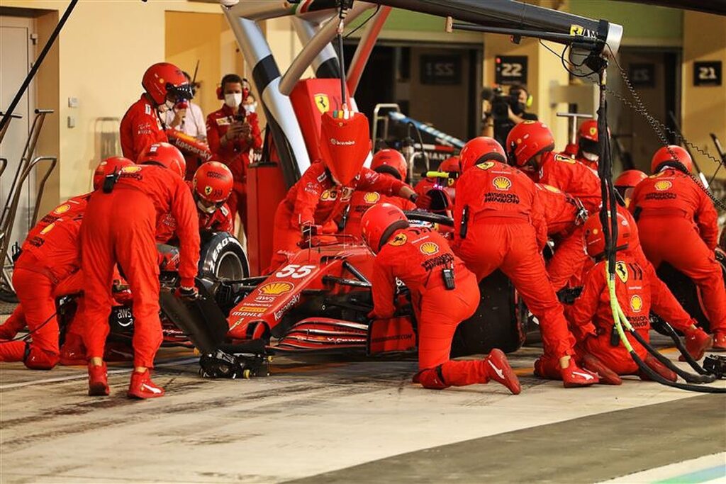 Carlos Sainz in the 2021 Abu Dhabi GP.v1