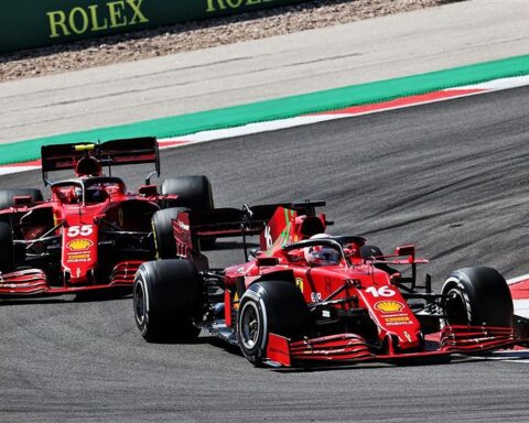Leclerc and Sainz racing in Portimao, 2021.v1
