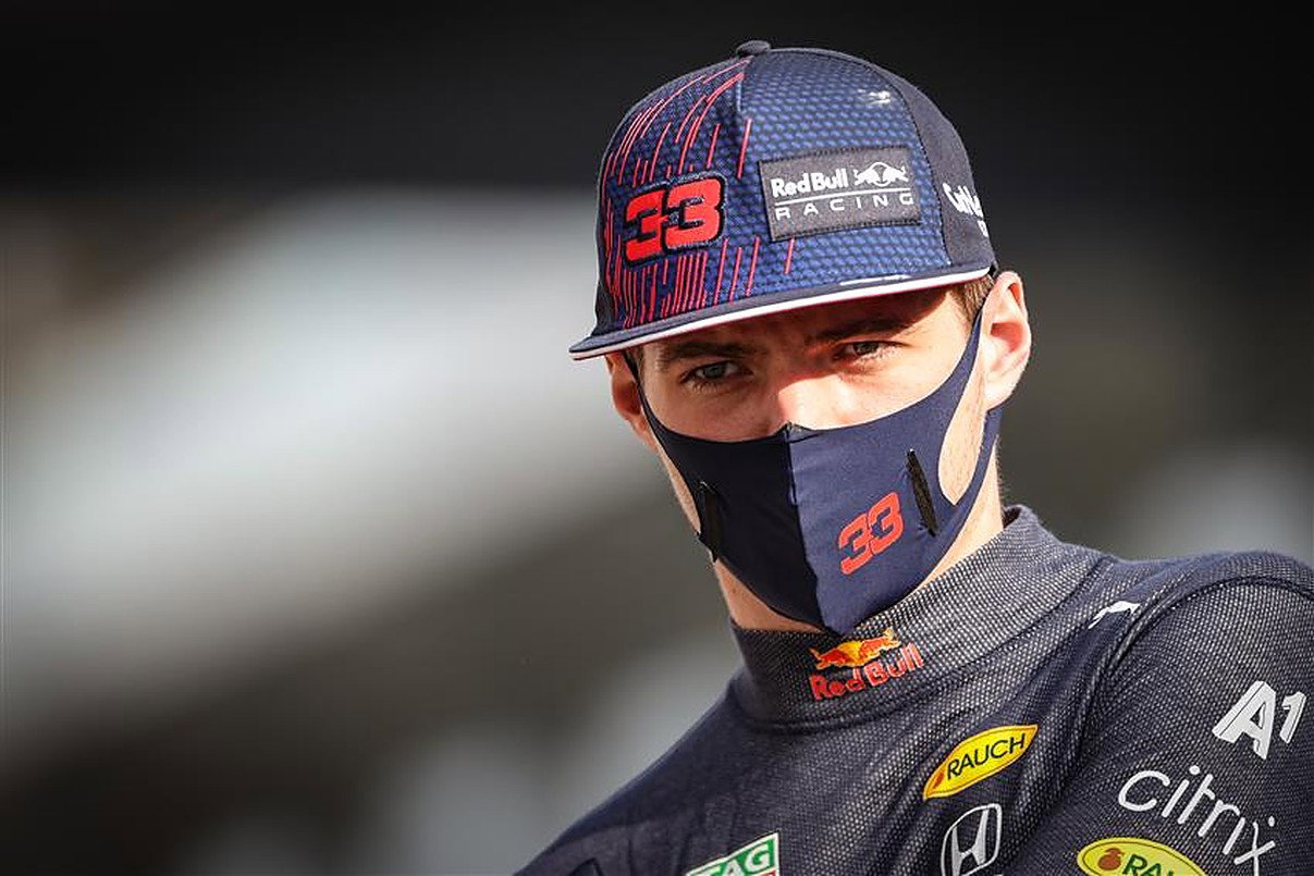 Max Verstappen on prospect of joining Mercedes.v1