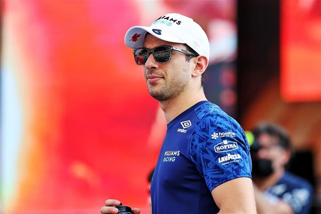 Nicholas Latifi in the Abu Dhabi F1 paddock.v1