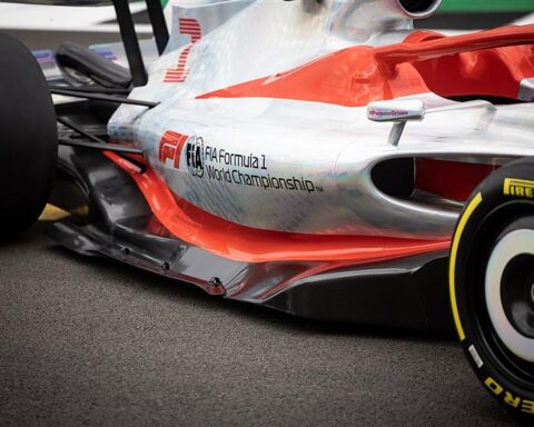 2022 Formula 1 car on display at Silverstone.v1