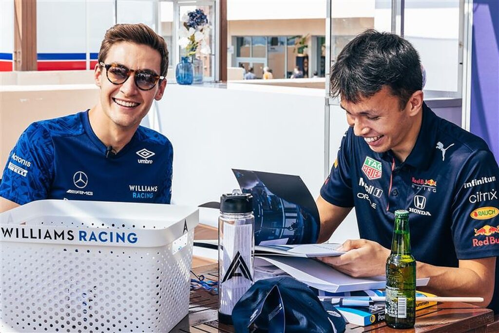 Alex Albon and George Russell at Williams in 2021.v1