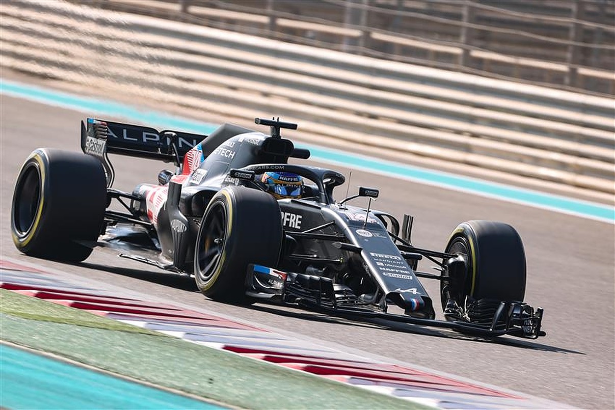 Fernando Alonso testing an Alpine F1 car in 2021.v1