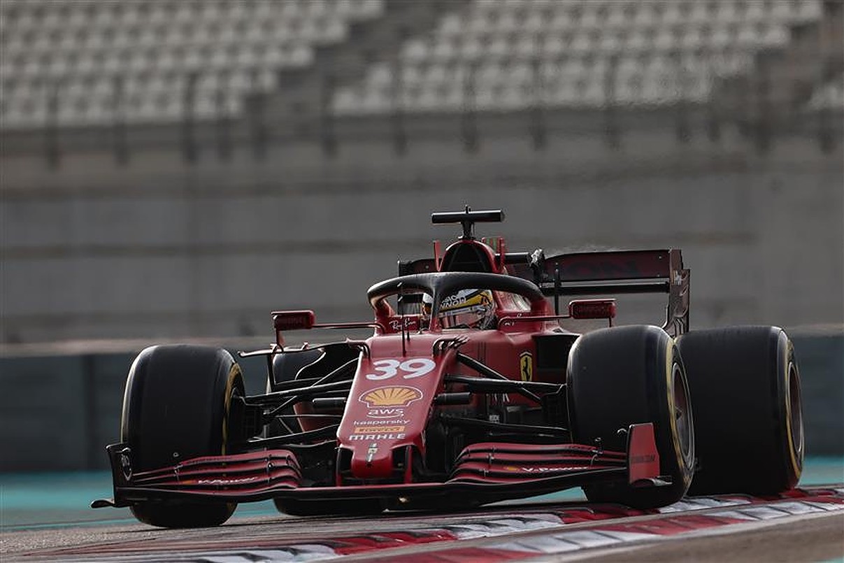 Ferrari's 2022 car in testing at Abu Dhabi.v1