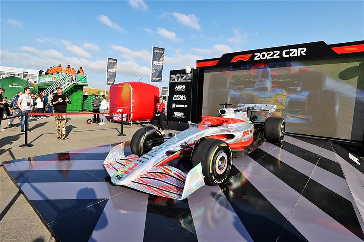 Model 2022 F1 car on display in the Netherlands.v1