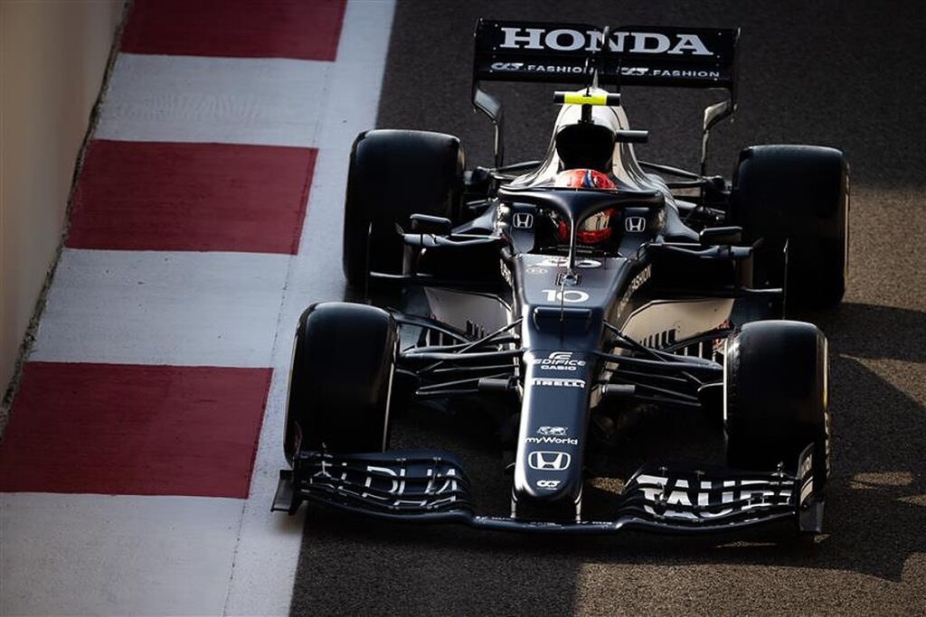 Scuderia AlphaTauri driver Pierre Gasly in 2022.v1