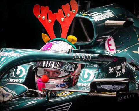 Sebastian Vettel at 2021 Abu Dhabi Grand Prix.v1