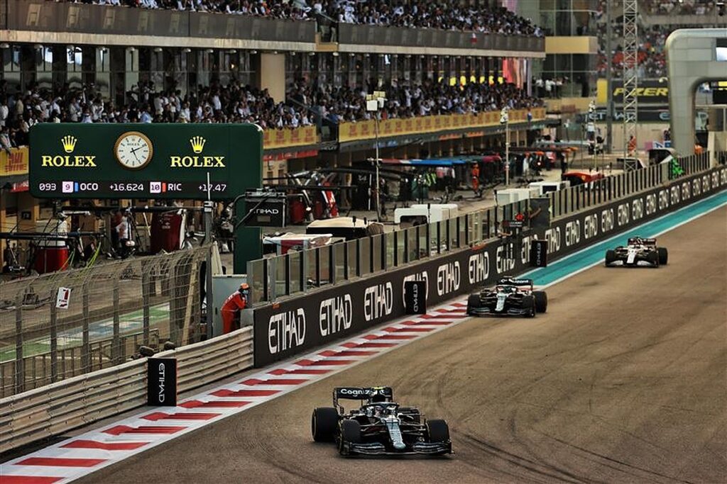 Sebastian Vettel at the 2021 season finale.v1