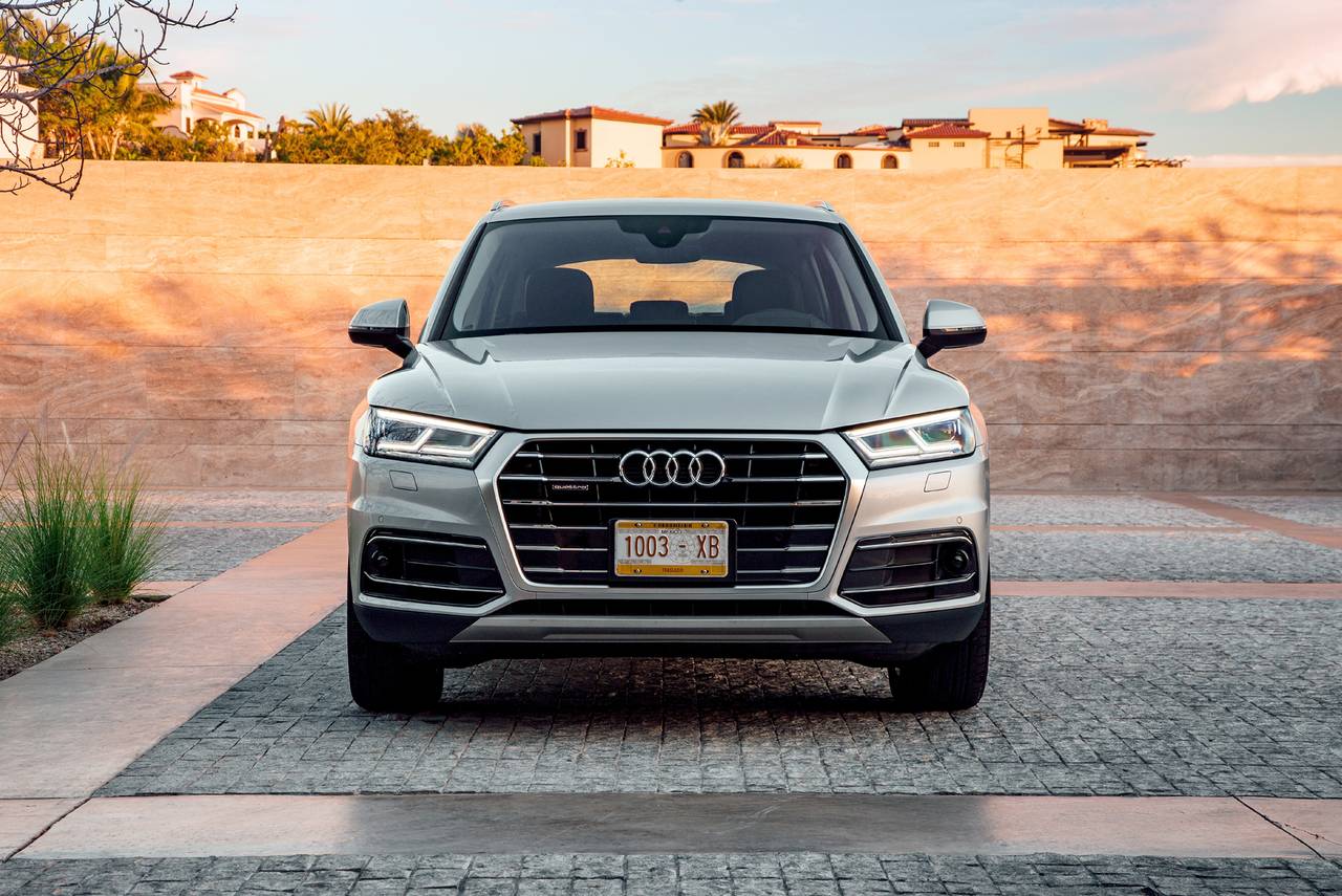 2018 Audi Q5 front shot