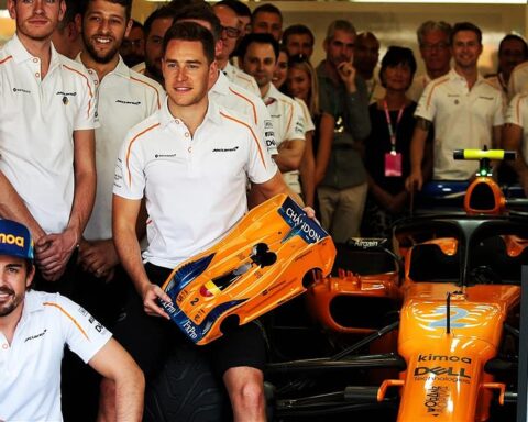 Stoffel Vandoorne and Fernando Alonso in 2018.v1