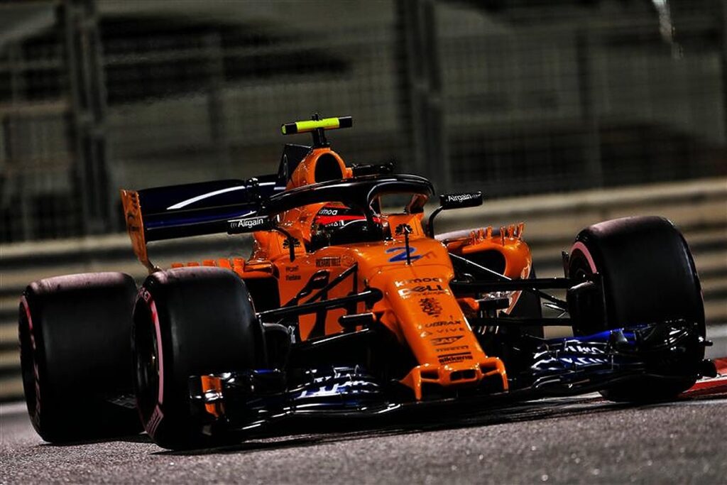 Stoffel Vandoorne at 2018 Abu Dhabi GP.v1